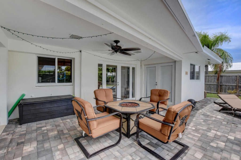Hollywood Rear Patio Sliding Doors